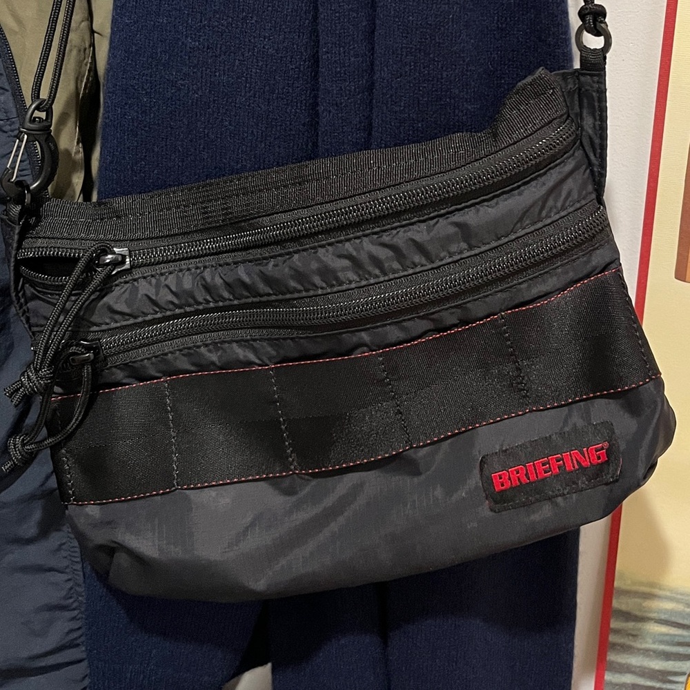 BREIFING should sling pouch bag